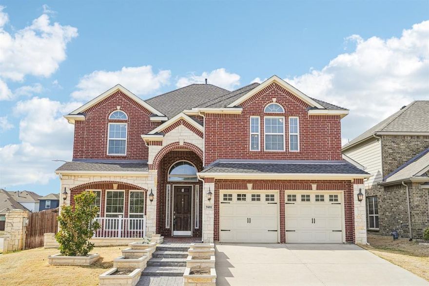 Welcome to this stunning 4-bedroom, 3.5-bath home in the prestigious Presidio West at Harmon Ranch — a true masterpiece designed for comfortable family living and effortless entertaining. A grand two-story foyer sets the tone with soaring ceilings and abundant natural light flowing throughout the open-concept layout.
The spacious living area is anchored by a striking upgraded stone fireplace, creating a warm and inviting focal point. The gourmet kitchen is a chef’s dream, featuring granite countertops, a 5-burner gas cooktop, butler’s pantry, and walk-in pantry, offering both beauty and functionality.
Elegant touches elevate the home, including exquisite chandeliers downstairs in the entry, formal dining room, and breakfast area, adding a refined ambiance. A private office located downstairs provides the perfect work-from-home space.
Designed for versatility, the home also features a media room and a loft game room complete with a built-in bar — ideal for entertaining. A second private suite upstairs offers excellent accommodations for guests or multi-generational living.
Situated on a desirable corner lot, the outdoor space is equally impressive with an extended patio and outdoor plumbing rough-in ready for a future outdoor kitchen. Thoughtfully designed flower beds and planters enhance the home’s curb appeal.
Located in the highly sought-after Northwest ISD, this home is just minutes from shopping, dining, and major highways for easy commuting. The community offers fantastic amenities including a pool, walking trails, and parks, making it a perfect place to call home.
Do not miss the opportunity to make this exceptional home yours.