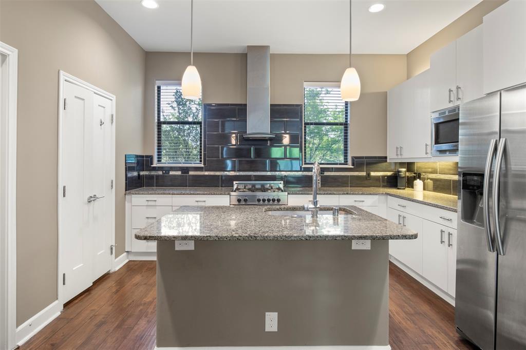 Cityscape Plaza Townhomes - Residential