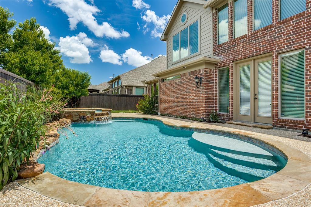 1530 Snowberry Drive