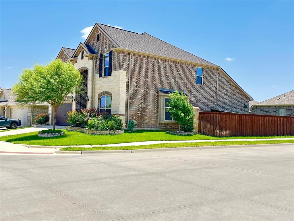 9273 Silver Dollar Drive