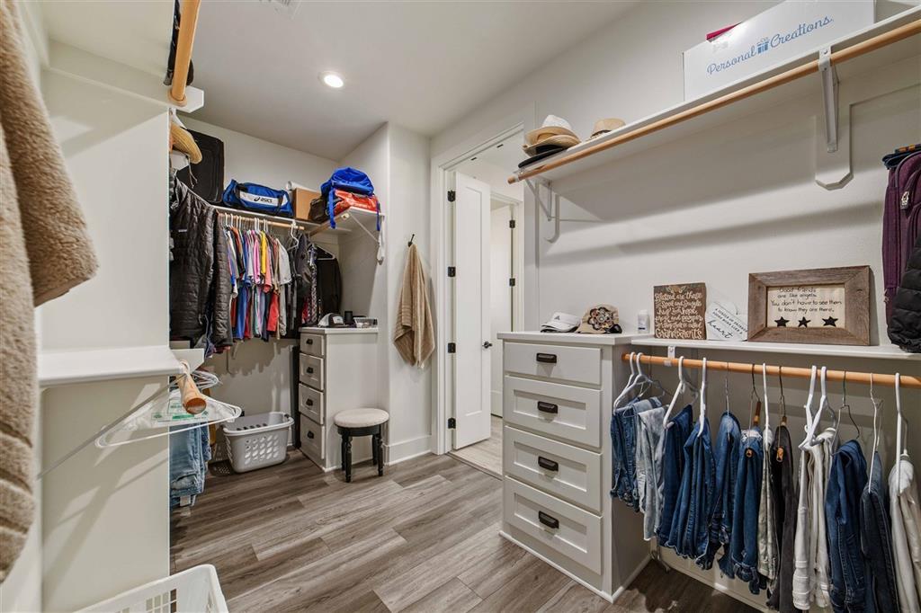 Kings Point Cove - Residential