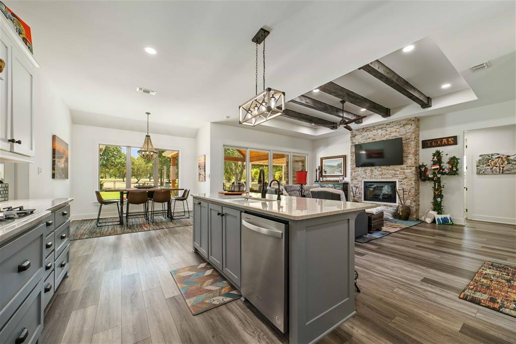 Kings Point Cove - Residential