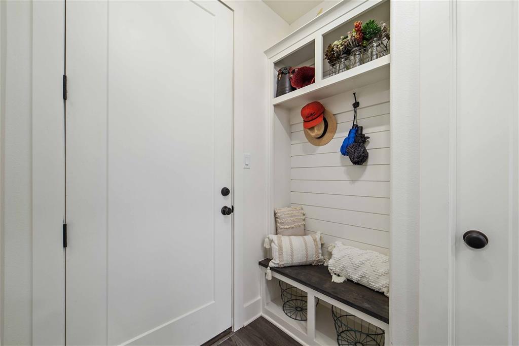 Kings Point Cove - Residential