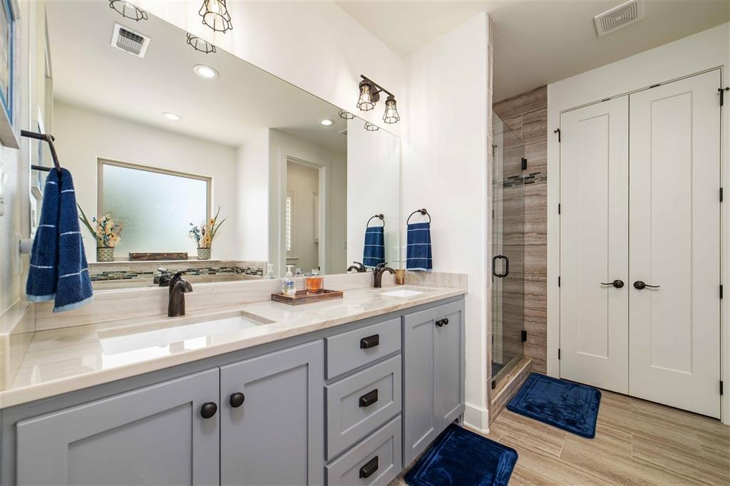 Kings Point Cove - Residential