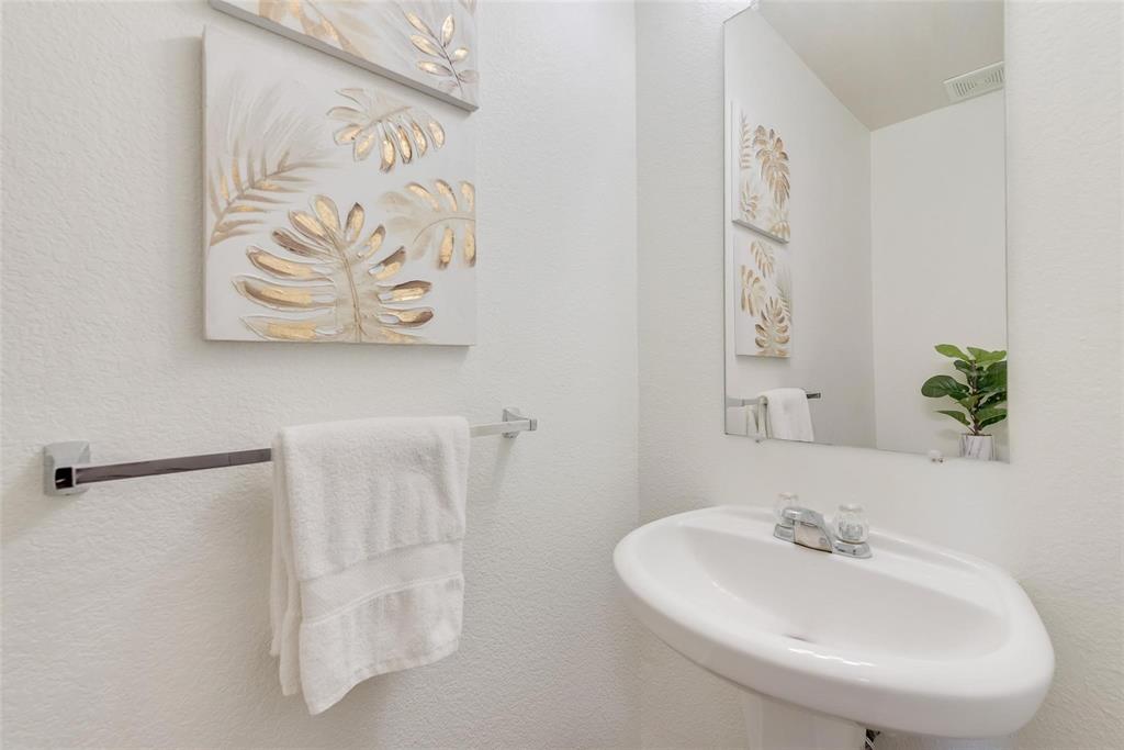 Creekside At Preston Ph 3 - Residential Lease