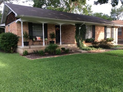 9125 Livenshire Drive Dallas TX 75238