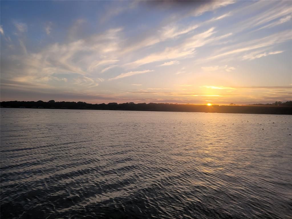 Photo of TBD Lago Vista Drive, East Tawakoni, TX 75472 (MLS # 21194067)
