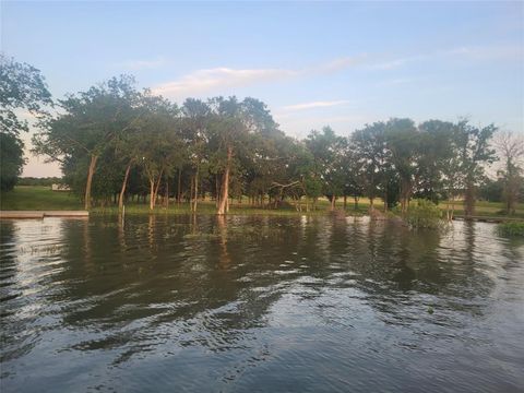 Photo of TBD Lago Vista Drive, East Tawakoni, TX 75472 (MLS # 21194067)