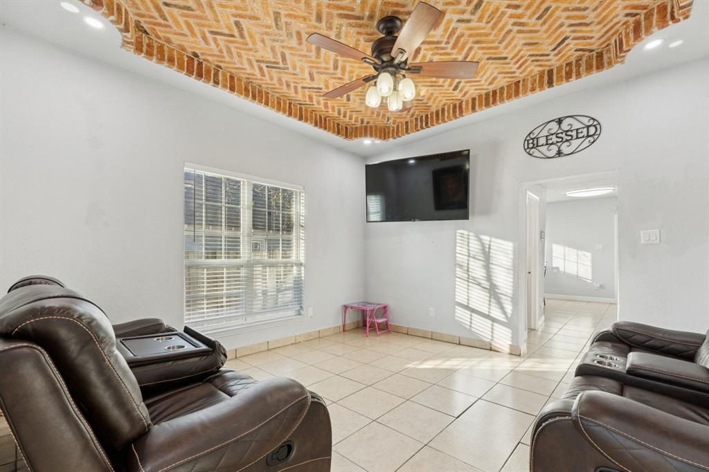 SYCAMORE HEIGHTS - Residential