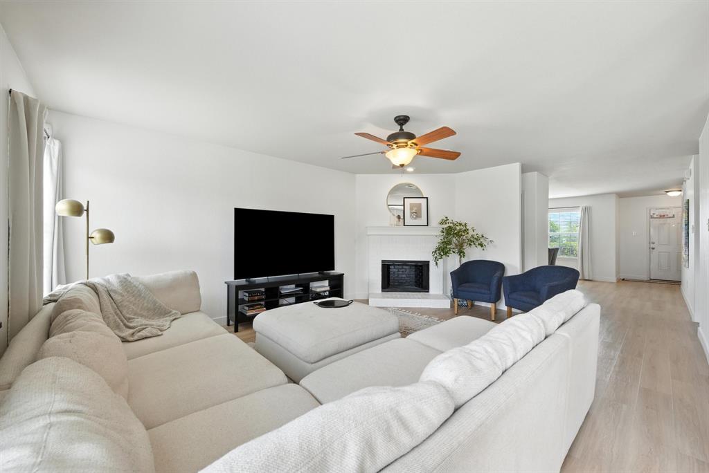 2420 Horseback Trail