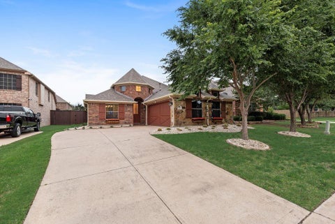 Photo of 1705 Grand Meadows Drive, Keller, TX 76248 (MLS # 21409109)