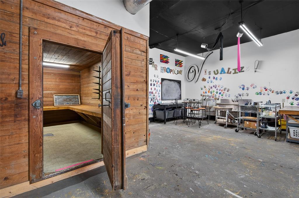 Otp Sherman - Commercial Sale