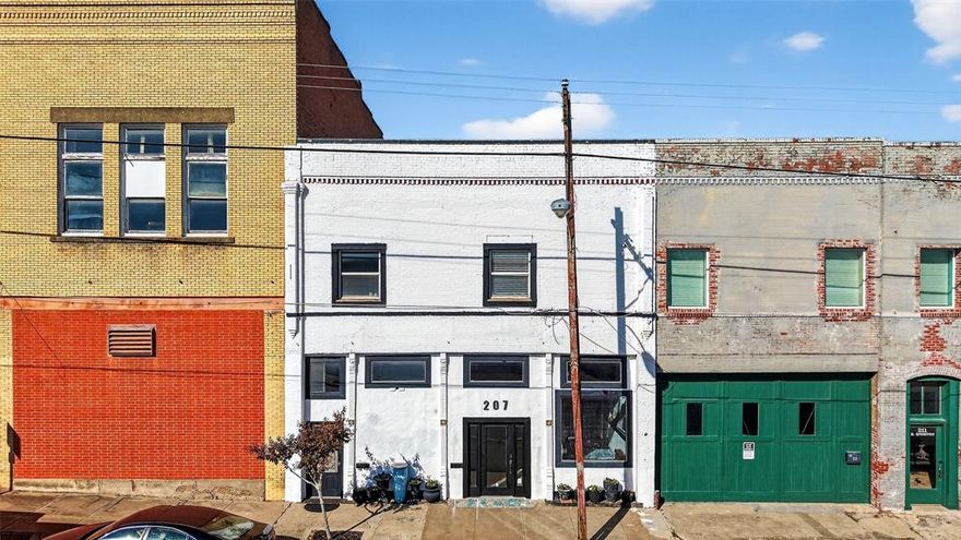 Historic Downtown Sherman Loft  Retail Space 
One Block Off the Square

Step into the heartbeat of Historic Downtown Sherman with this rare mixed-use live work property, located just one block off the iconic Sherman Square in the county seat of booming Grayson County. If you've ever dreamed of Loft Living with a retail storefront below, or owning a property that pulls in income producing revenue while you live above this one delivers the lifestyle and the investment upside.

The upper-level loft is everything people love about authentic urban living

Exposed brick walls


Open concept layout

Two generous bedrooms

Two full baths

Large private back patio perfect for entertaining or quiet evenings


All-seasons room ideal for a home office, yoga space, creative studio, or the greenhouse paradise you've always wanted


Downstairs, the street-level retail commercial space sits in one of Sherman’s fastest-growing pedestrian corridors—surrounded by restaurants, boutiques, coffee shops, entertainment, and the soon-to-launch developments reshaping Downtown Sherman. This is prime territory for:
Boutique retail, coffee shop, gallery, salon, studio, design office, Airbnb check-in, or long-term commercial tenant opportunities.

Whether you're an entrepreneur chasing a live-here, work-here lifestyle…
An investor looking for Sherman commercial real estate with strong rental potential
Or someone craving the charm of historic loft living in a walkable downtown district
This building checks every box