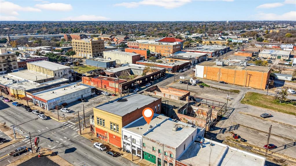 205 & 207 E Houston Street