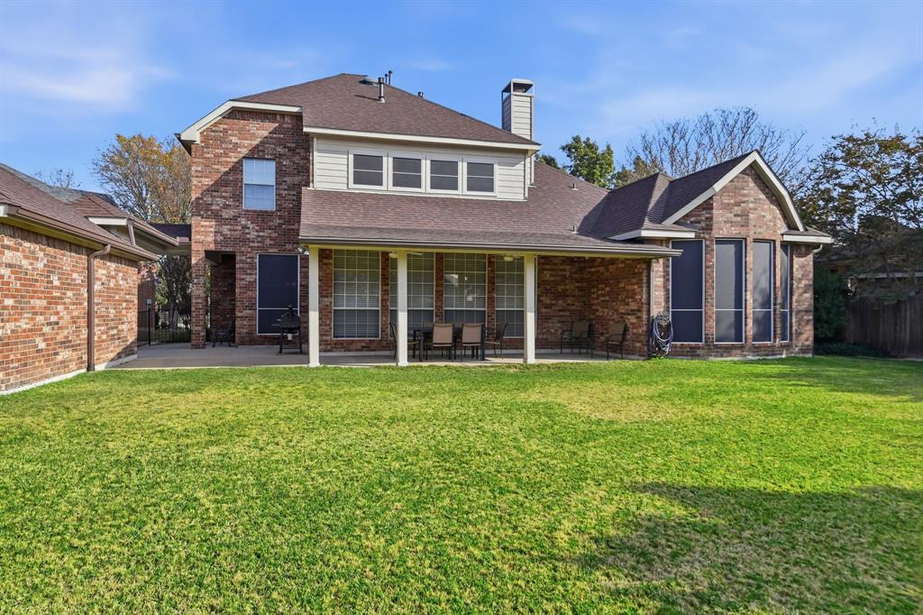 1827 Windsong Circle