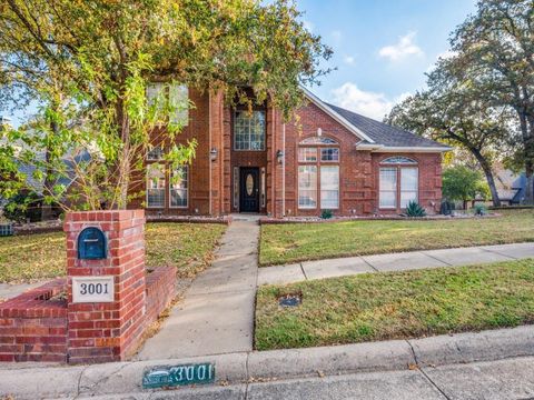 3001 Forestwood Drive Arlington TX 76006