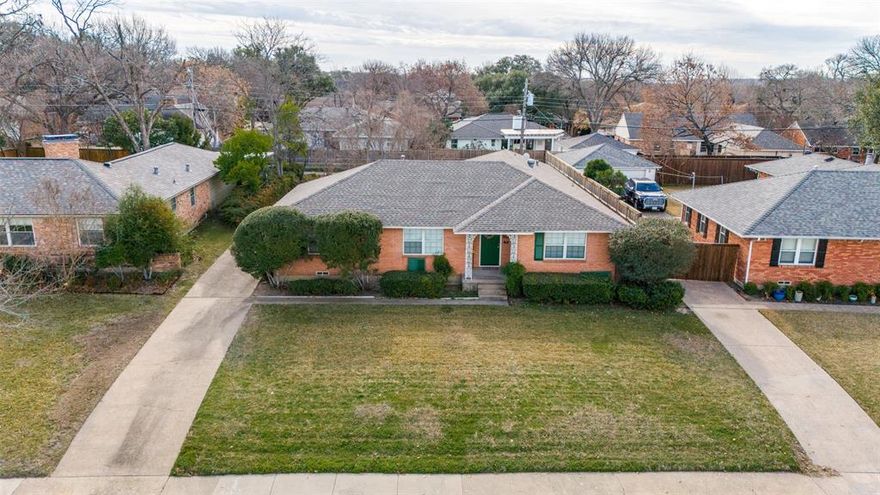 A fantastic opportunity for buyers looking to fully update and customize a home to their own style. This one-story home offers 3 bedrooms, 2 bathrooms, and a 2-car garage with outside entry, all situated in a highly desirable neighborhood feeding into Lake Highlands Elementary and the newer LH Middle School.  

Conveniently located near medical facilities, popular restaurants, shopping centers, and major highways, this property combines everyday accessibility with the comfort of an established community. Whether you’re an investor or a homeowner ready to renovate, this property’s location and layout make it a standout opportunity with strong potential.

Sold As-Is.