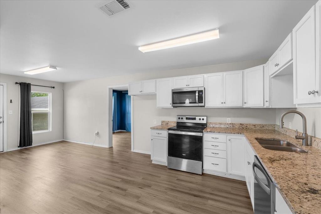 R GAINOR A-12 - Residential