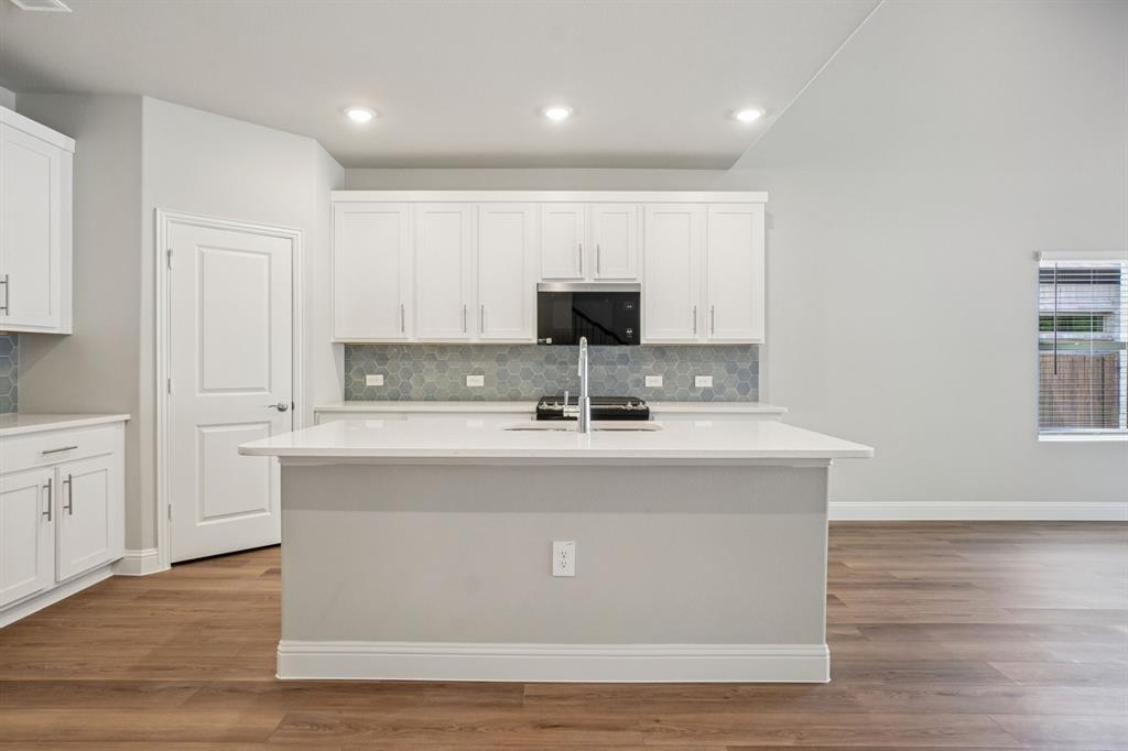 2200 Windy Trail