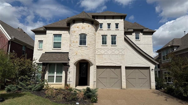 315 CHANDAN WAY, IRVING, TX 75063 - Image c2b15fbbcc7326e10f7895fcc84209be/2620091668