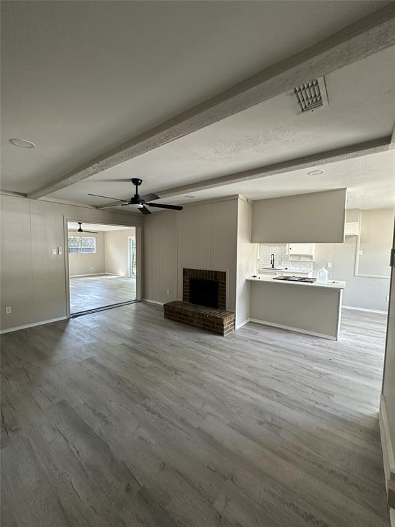 4528 Moorview Avenue