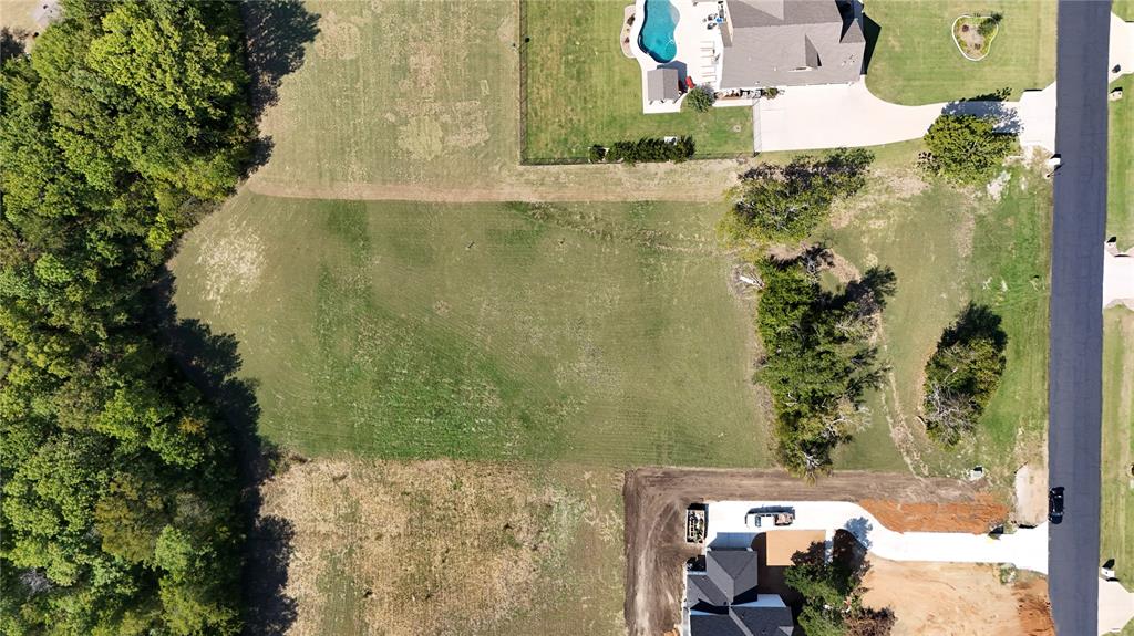 29 B Lake Breeze Drive