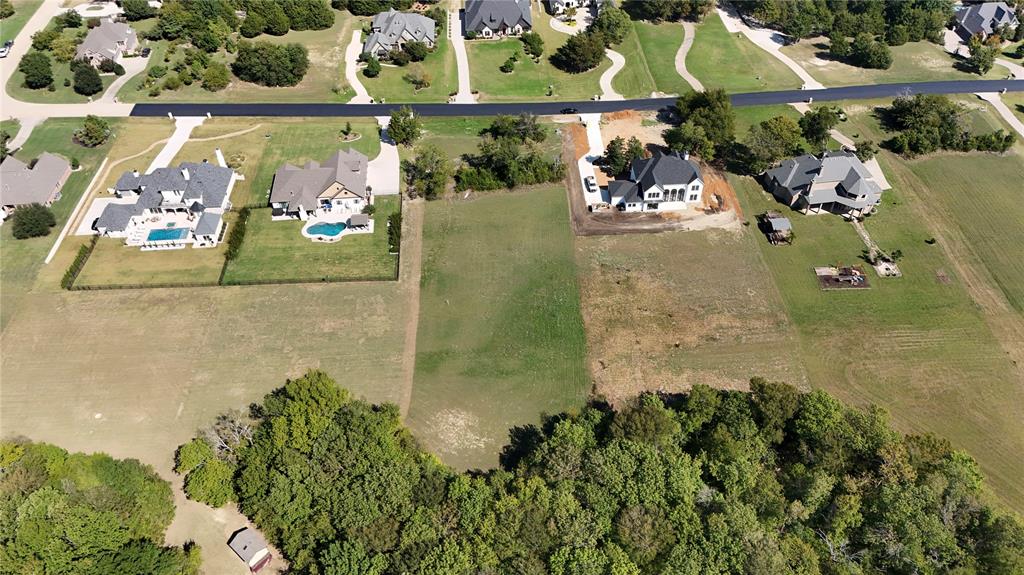 29 B Lake Breeze Drive