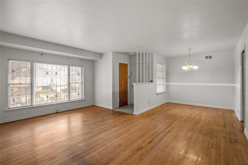 GLENDALE HEIGHTS 3RD SEC - Residential