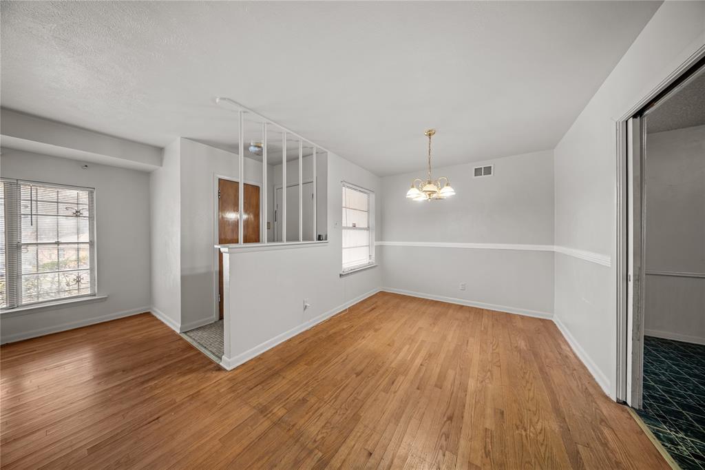 GLENDALE HEIGHTS 3RD SEC - Residential