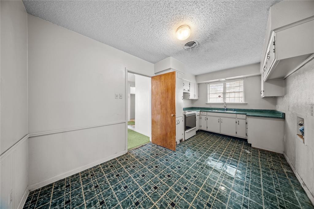 GLENDALE HEIGHTS 3RD SEC - Residential