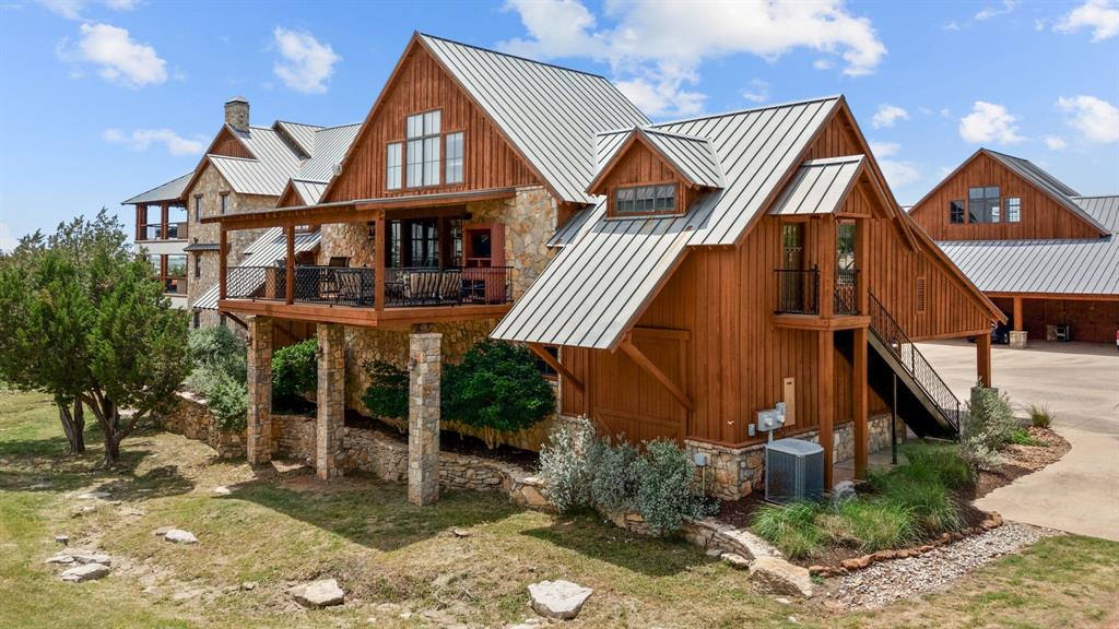 1635 Scenic Drive 401