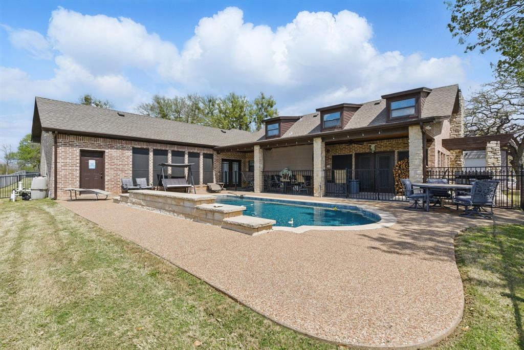 5014 Largo Drive
