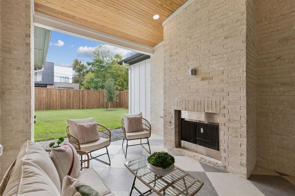 ROSS AVE ANNEX - Residential