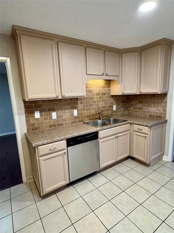 Crest Meadow Estates - Residential Lease