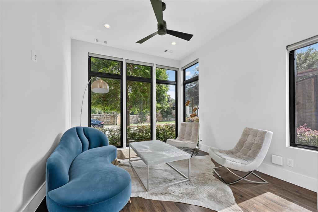 6615 GREEN KNOLL Drive