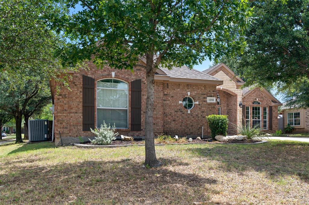 1201 Black Hawk Drive