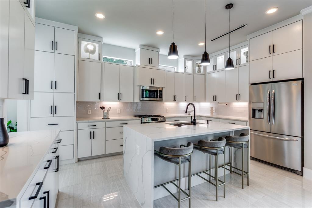 Roosevelt Manor 1st Inst - Residential