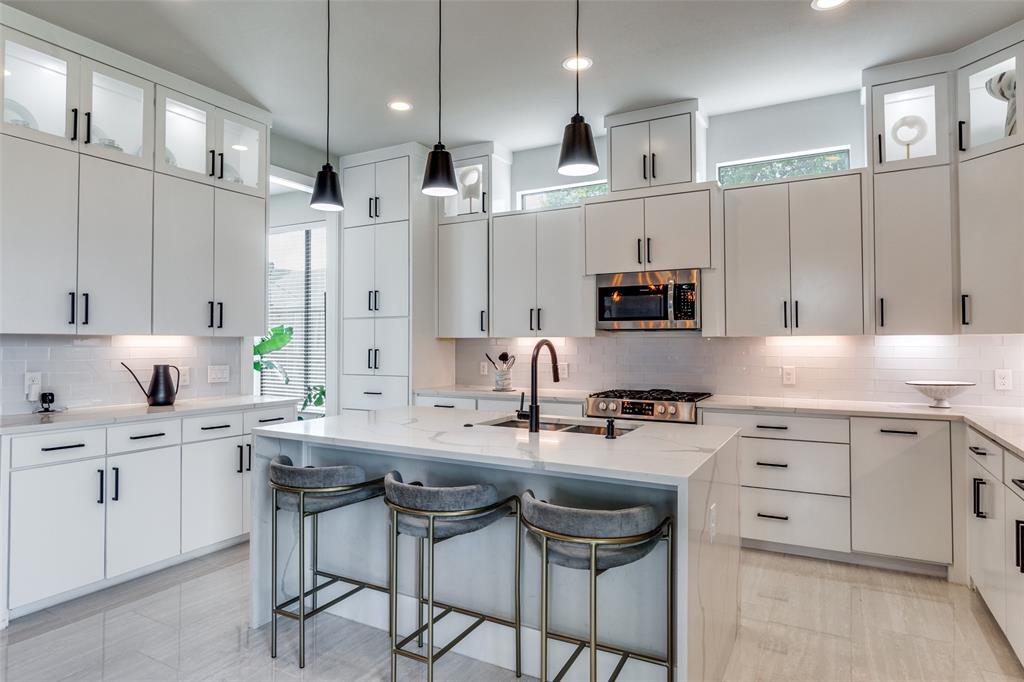 Roosevelt Manor 1st Inst - Residential