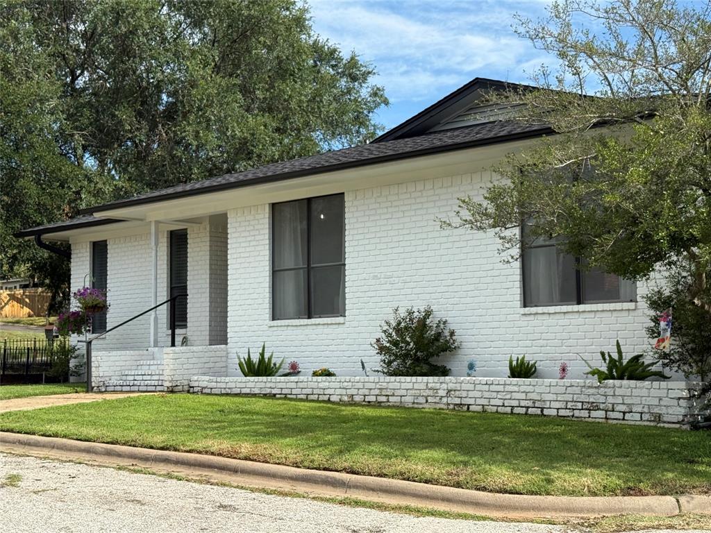 101 Cluster Drive