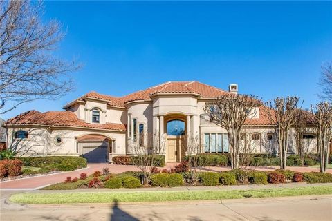 Photo of 5117 Silver Lake Drive, Plano, TX 75093 (MLS # 21229643)