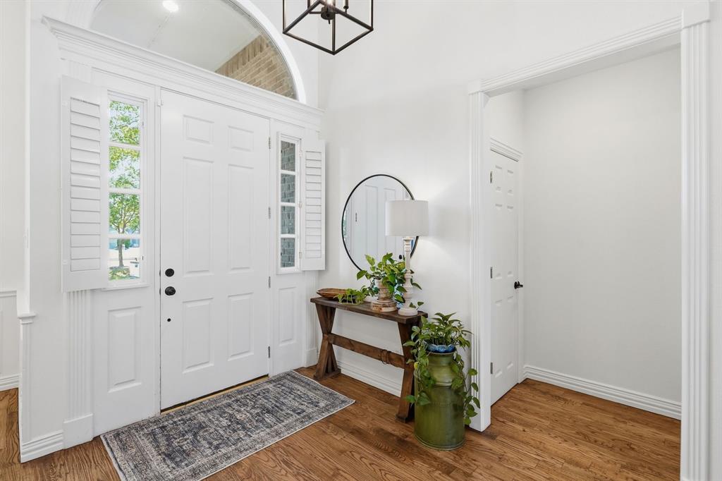 402 Southridge Lakes Parkway