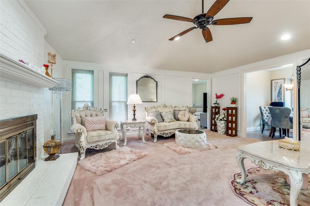 1513 Silverleaf Drive