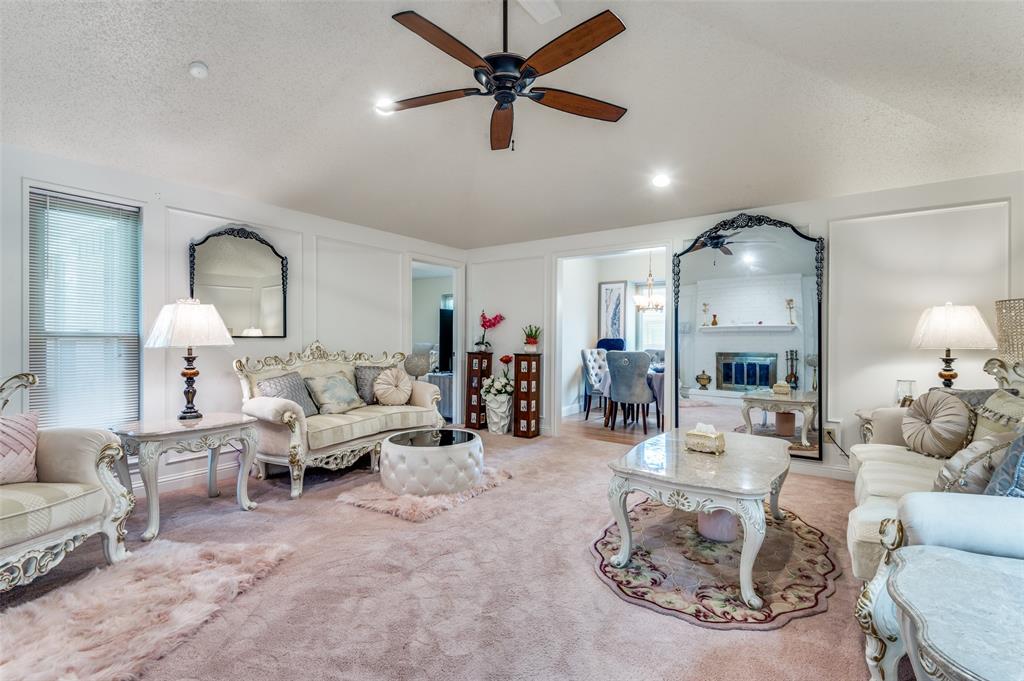 1513 Silverleaf Drive