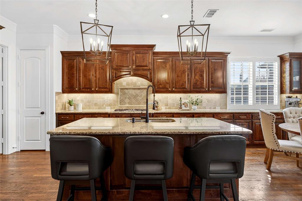 5925 Bloomsbury Place