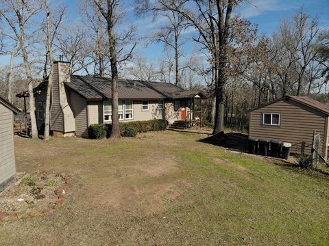 A home in Oakwood