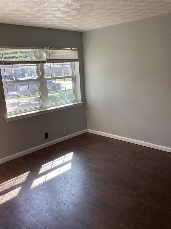 1811 E Lovers Lane