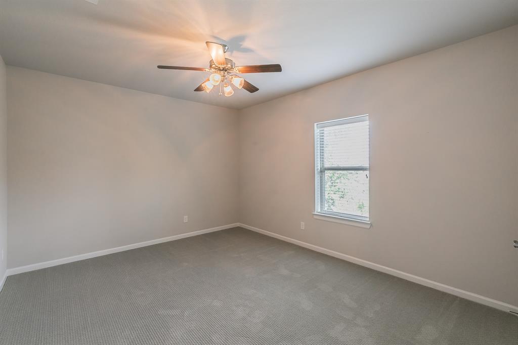 Villas Lk Hlnds Add - Residential