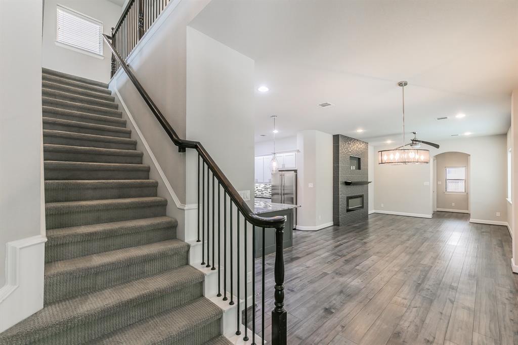 Villas Lk Hlnds Add - Residential