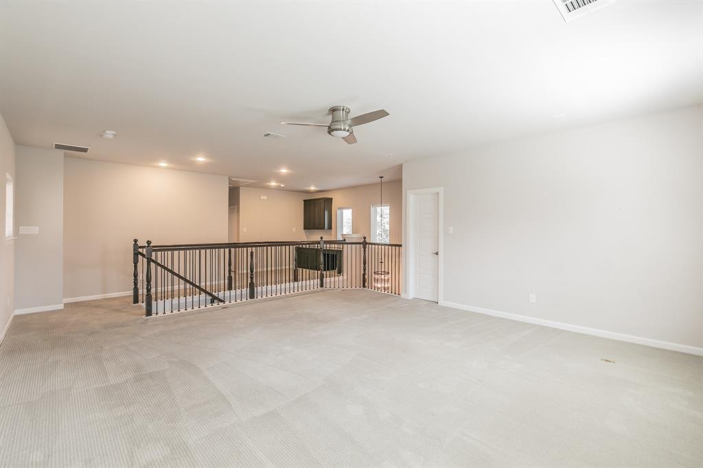 Villas Lk Hlnds Add - Residential