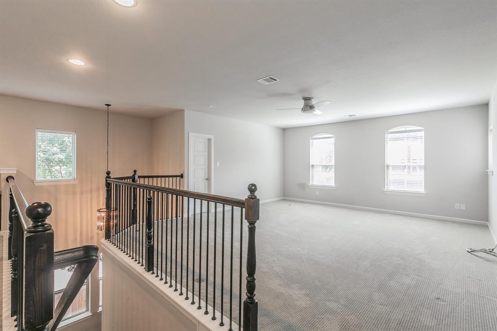 Villas Lk Hlnds Add - Residential